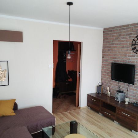 Green Apartment Z Bezplatnym Parkingiem Όλστυν Εξωτερικό φωτογραφία